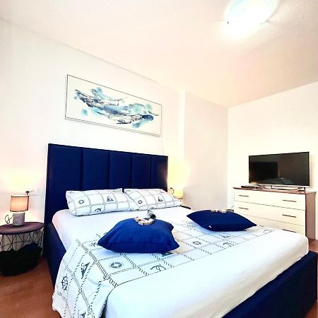 Luana Lux Apartment Пула Екстериор снимка