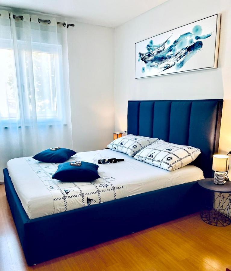 Luana Lux Apartment Пула Екстериор снимка